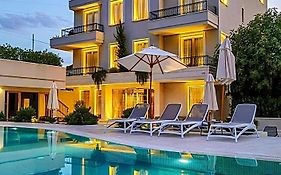 Avanti Hotel & Spa